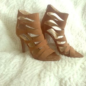 Steve Madden suede heels